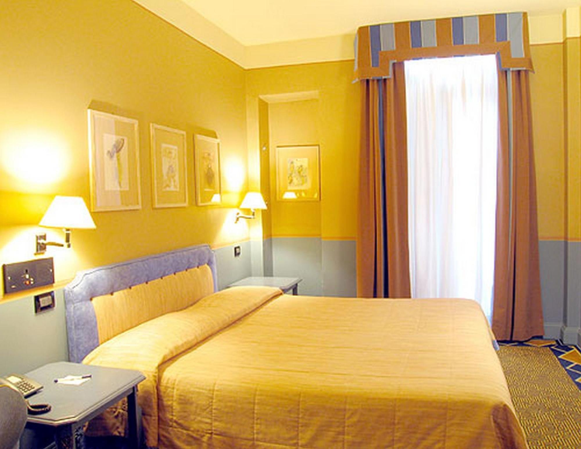 Classic Queen Room